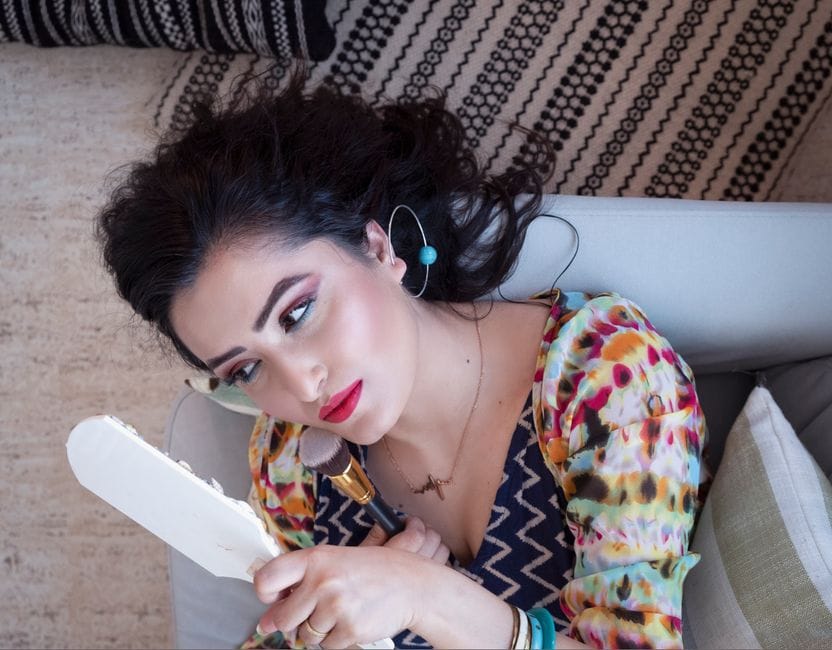 Monochromatic makeup: one color, three places