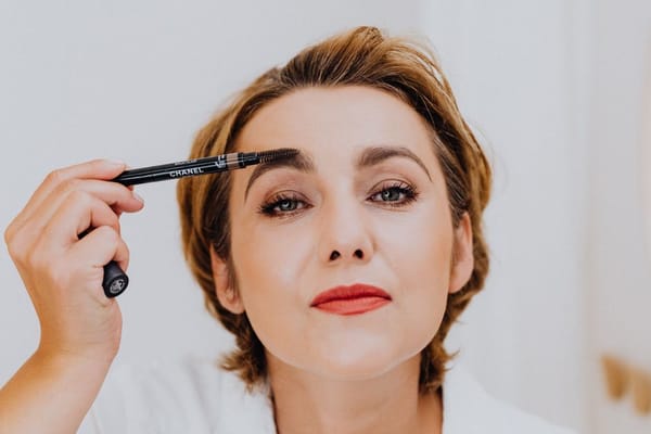 Filling in brows without overdoing it