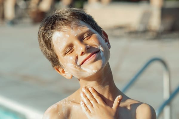Why Your Sunscreen Stops Working by Afternoon (And How to Fix It)